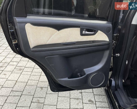 Чорний Сузукі СХ4, об'ємом двигуна 1.6 л та пробігом 315 тис. км за 5500 $, фото 13 на Automoto.ua