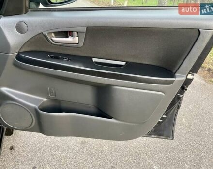 Черный Сузуки СХ4, объемом двигателя 2 л и пробегом 164 тыс. км за 7999 $, фото 31 на Automoto.ua