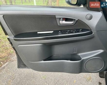 Черный Сузуки СХ4, объемом двигателя 2 л и пробегом 164 тыс. км за 7999 $, фото 27 на Automoto.ua