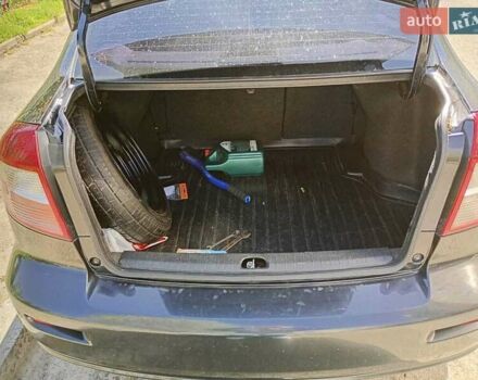 Черный Сузуки СХ4, объемом двигателя 1.6 л и пробегом 185 тыс. км за 6200 $, фото 7 на Automoto.ua