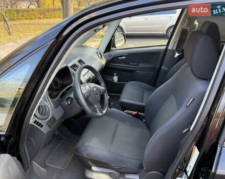 Чорний Сузукі СХ4, об'ємом двигуна 2 л та пробігом 148 тис. км за 7000 $, фото 43 на Automoto.ua