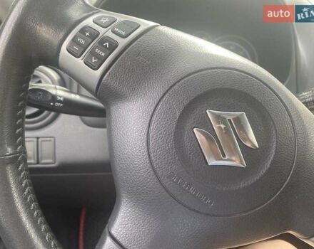 Черный Сузуки СХ4, объемом двигателя 2 л и пробегом 193 тыс. км за 8200 $, фото 4 на Automoto.ua