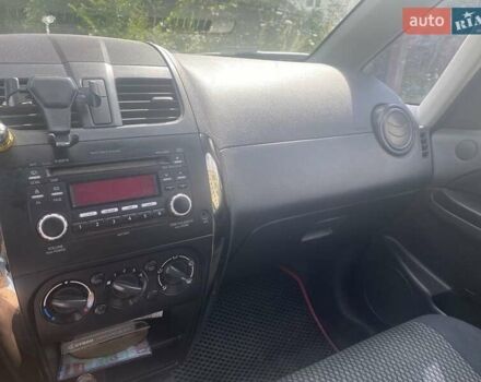 Черный Сузуки СХ4, объемом двигателя 2 л и пробегом 193 тыс. км за 8200 $, фото 3 на Automoto.ua