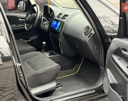 Чорний Сузукі СХ4, об'ємом двигуна 2 л та пробігом 240 тис. км за 6950 $, фото 18 на Automoto.ua