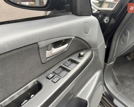 Чорний Сузукі СХ4, об'ємом двигуна 2 л та пробігом 240 тис. км за 6950 $, фото 22 на Automoto.ua