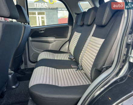 Черный Сузуки СХ4, объемом двигателя 1.59 л и пробегом 143 тыс. км за 8999 $, фото 7 на Automoto.ua