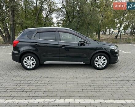 Черный Сузуки СХ4, объемом двигателя 1.59 л и пробегом 70 тыс. км за 18900 $, фото 3 на Automoto.ua