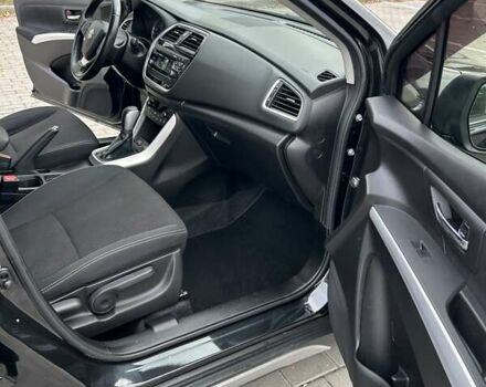 Черный Сузуки СХ4, объемом двигателя 1.59 л и пробегом 70 тыс. км за 18900 $, фото 18 на Automoto.ua