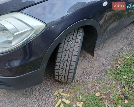 Фиолетовый Сузуки СХ4, объемом двигателя 1.59 л и пробегом 180 тыс. км за 10750 $, фото 5 на Automoto.ua