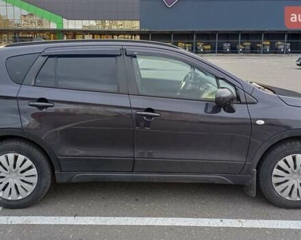 Сузуки СХ4 2014 в Вышгороде на Automoto.ua Фиолетовый Сузуки СХ4, объемом двигателя 1.59 л и пробегом 178 тыс. км за 11750 $, фото 1 на Automoto.ua