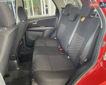 Красный Сузуки СХ4, объемом двигателя 1.59 л и пробегом 65 тыс. км за 8500 $, фото 10 на Automoto.ua