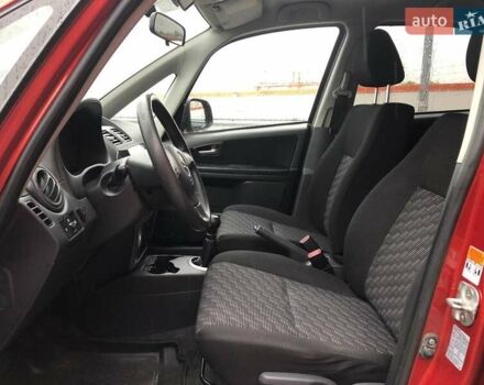 Сузуки СХ4 2007 в Киеве на Automoto.ua Красный Сузуки СХ4, объемом двигателя 1.6 л и пробегом 247 тыс. км за 5990 $, фото 10 на Automoto.ua