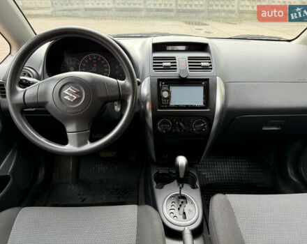 Червоний Сузукі СХ4, об'ємом двигуна 1.6 л та пробігом 181 тис. км за 6200 $, фото 7 на Automoto.ua