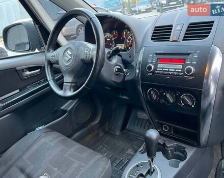 Сузуки СХ4 2010 в Львове на Automoto.ua Красный Сузуки СХ4, объемом двигателя 2 л и пробегом 231 тыс. км за 5190 $, фото 30 на Automoto.ua
