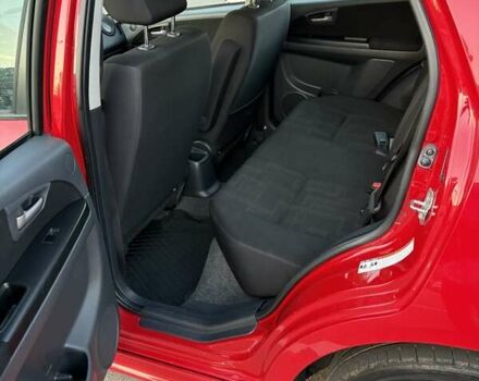 Красный Сузуки СХ4, объемом двигателя 2 л и пробегом 170 тыс. км за 8900 $, фото 6 на Automoto.ua