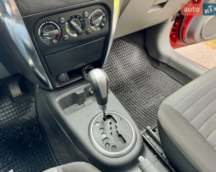 Червоний Сузукі СХ4, об'ємом двигуна 1.6 л та пробігом 166 тис. км за 9000 $, фото 36 на Automoto.ua