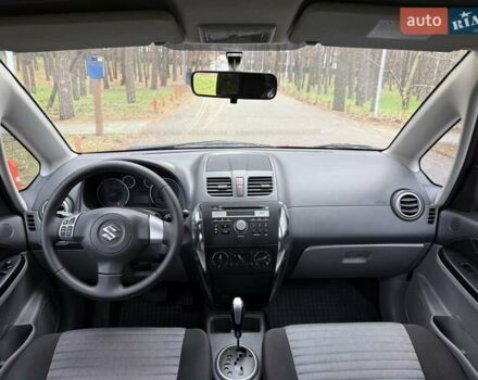 Червоний Сузукі СХ4, об'ємом двигуна 1.6 л та пробігом 167 тис. км за 10750 $, фото 17 на Automoto.ua