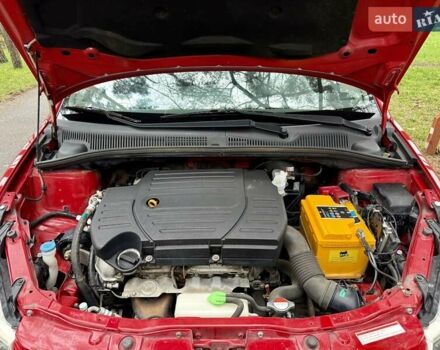 Червоний Сузукі СХ4, об'ємом двигуна 1.6 л та пробігом 167 тис. км за 10750 $, фото 41 на Automoto.ua