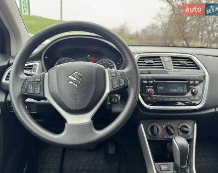 Красный Сузуки СХ4, объемом двигателя 1.6 л и пробегом 45 тыс. км за 15900 $, фото 35 на Automoto.ua