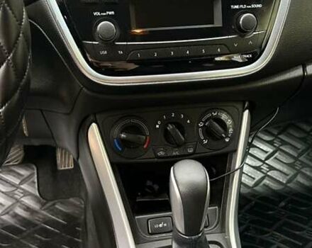 Красный Сузуки СХ4, объемом двигателя 1.59 л и пробегом 59 тыс. км за 17000 $, фото 10 на Automoto.ua