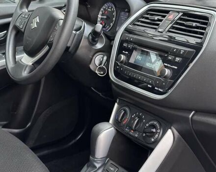 Красный Сузуки СХ4, объемом двигателя 1.59 л и пробегом 28 тыс. км за 17399 $, фото 59 на Automoto.ua