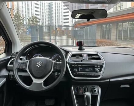 Красный Сузуки СХ4, объемом двигателя 1.59 л и пробегом 28 тыс. км за 17399 $, фото 54 на Automoto.ua