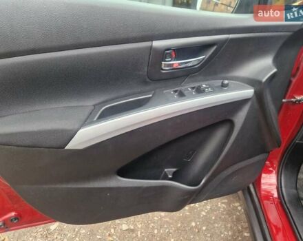 Красный Сузуки СХ4, объемом двигателя 1.59 л и пробегом 43 тыс. км за 17000 $, фото 5 на Automoto.ua