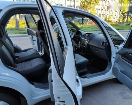 Сузуки СХ4, объемом двигателя 1.6 л и пробегом 192 тыс. км за 5990 $, фото 27 на Automoto.ua