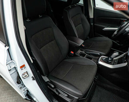 Сузуки СХ4, объемом двигателя 1.6 л и пробегом 128 тыс. км за 16464 $, фото 17 на Automoto.ua