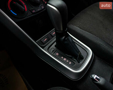 Сузукі СХ4, об'ємом двигуна 1.6 л та пробігом 90 тис. км за 16159 $, фото 14 на Automoto.ua