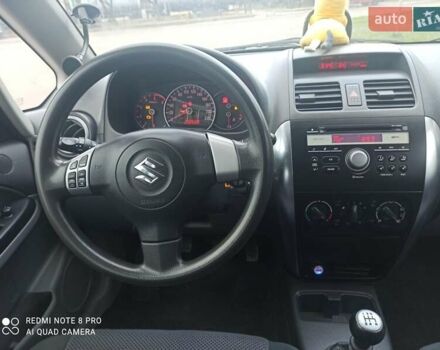 Серый Сузуки СХ4, объемом двигателя 1.56 л и пробегом 230 тыс. км за 6300 $, фото 5 на Automoto.ua