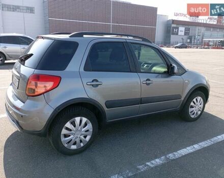 Серый Сузуки СХ4, объемом двигателя 1.6 л и пробегом 300 тыс. км за 5700 $, фото 3 на Automoto.ua