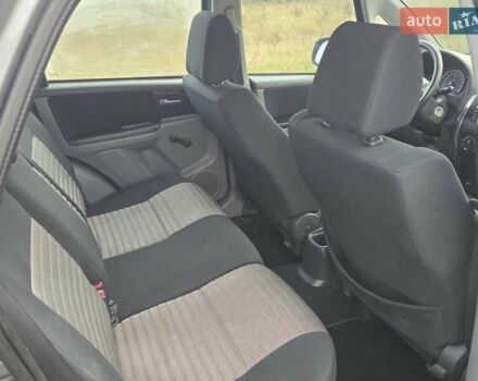 Серый Сузуки СХ4, объемом двигателя 1.6 л и пробегом 175 тыс. км за 5800 $, фото 13 на Automoto.ua