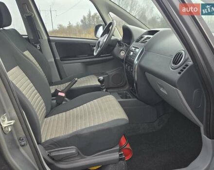 Серый Сузуки СХ4, объемом двигателя 1.6 л и пробегом 175 тыс. км за 5800 $, фото 12 на Automoto.ua