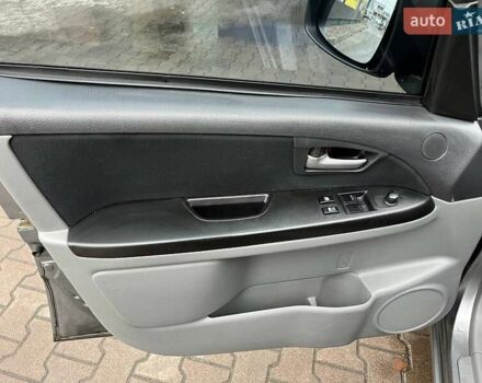 Серый Сузуки СХ4, объемом двигателя 1.6 л и пробегом 148 тыс. км за 5200 $, фото 13 на Automoto.ua