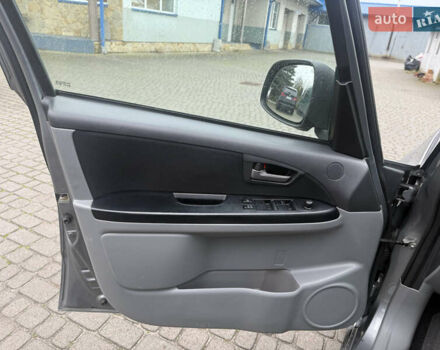 Сірий Сузукі СХ4, об'ємом двигуна 1.59 л та пробігом 280 тис. км за 4999 $, фото 9 на Automoto.ua