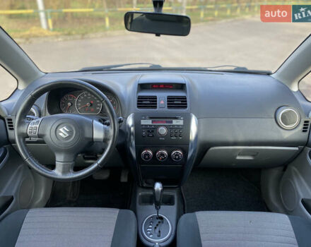 Серый Сузуки СХ4, объемом двигателя 1.6 л и пробегом 210 тыс. км за 7399 $, фото 8 на Automoto.ua