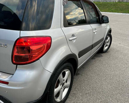 Серый Сузуки СХ4, объемом двигателя 1.59 л и пробегом 234 тыс. км за 7000 $, фото 5 на Automoto.ua