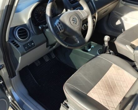 Серый Сузуки СХ4, объемом двигателя 1.6 л и пробегом 144 тыс. км за 7900 $, фото 3 на Automoto.ua