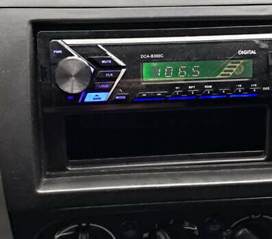 Серый Сузуки СХ4, объемом двигателя 1.6 л и пробегом 261 тыс. км за 4000 $, фото 3 на Automoto.ua