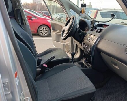 Серый Сузуки СХ4, объемом двигателя 0 л и пробегом 270 тыс. км за 4500 $, фото 5 на Automoto.ua