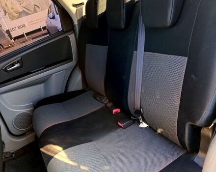 Серый Сузуки СХ4, объемом двигателя 1.9 л и пробегом 270 тыс. км за 4500 $, фото 6 на Automoto.ua