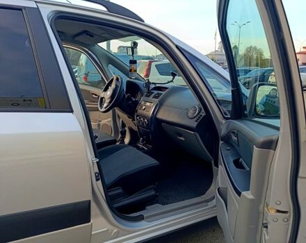 Серый Сузуки СХ4, объемом двигателя 1.9 л и пробегом 270 тыс. км за 4500 $, фото 8 на Automoto.ua