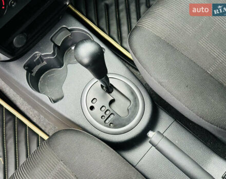 Сірий Сузукі СХ4, об'ємом двигуна 2 л та пробігом 187 тис. км за 7800 $, фото 32 на Automoto.ua