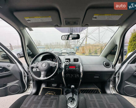 Сірий Сузукі СХ4, об'ємом двигуна 2 л та пробігом 187 тис. км за 7800 $, фото 18 на Automoto.ua