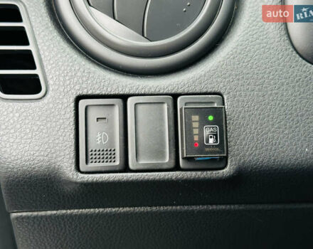 Сірий Сузукі СХ4, об'ємом двигуна 2 л та пробігом 187 тис. км за 7800 $, фото 33 на Automoto.ua