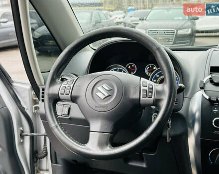 Сірий Сузукі СХ4, об'ємом двигуна 2 л та пробігом 187 тис. км за 7800 $, фото 20 на Automoto.ua