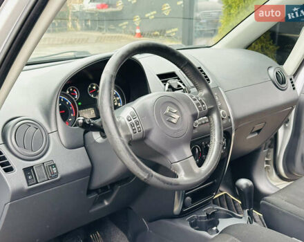 Сірий Сузукі СХ4, об'ємом двигуна 2 л та пробігом 187 тис. км за 7800 $, фото 13 на Automoto.ua