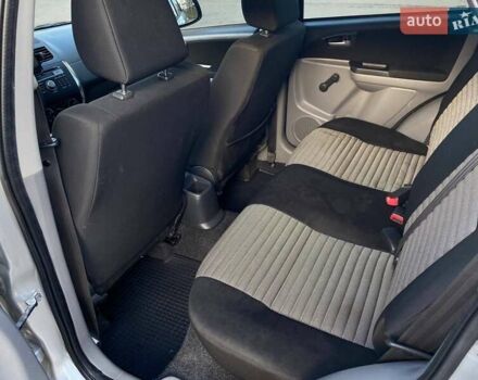 Серый Сузуки СХ4, объемом двигателя 1.59 л и пробегом 82 тыс. км за 9453 $, фото 20 на Automoto.ua