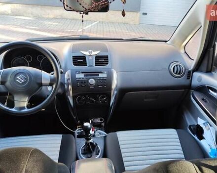 Серый Сузуки СХ4, объемом двигателя 1.6 л и пробегом 168 тыс. км за 6800 $, фото 5 на Automoto.ua